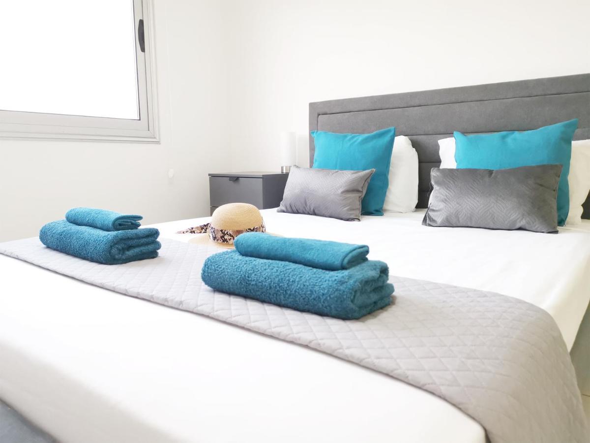 Pandora Holiday Apartment 아이아 나파 외부 사진